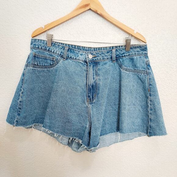 Shein Denim Cut Off Shorts High Rise Cheeky Fit Size 1XL - Picture 1 of 9